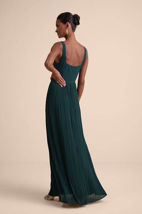 Naroah Emerald Green Square Neck Pleated Maxi Dress