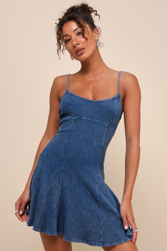 Simply Pretty Washed Blue Ribbed Pleated Sleeveless Mini Dress