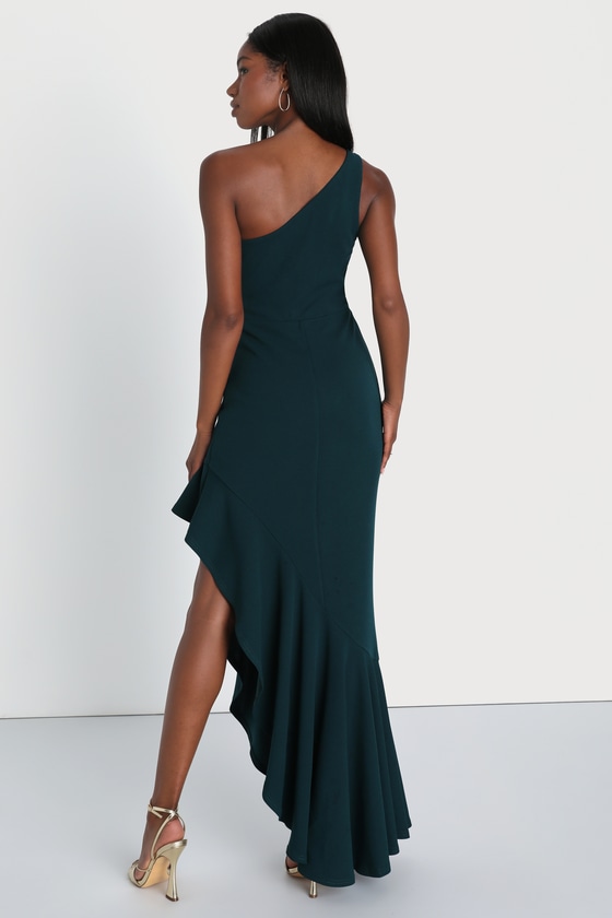Dramatic Persona Emerald Green One-Shoulder Ruffled Maxi Dress