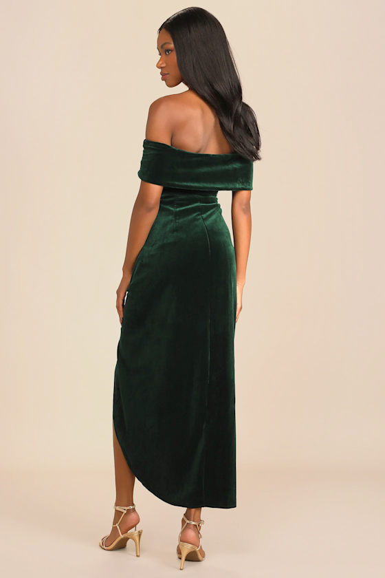 I'm Enchanted Emerald Green Velvet Off-the-Shoulder Maxi Dress