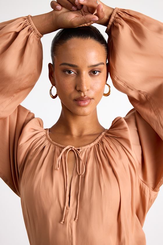 Hestia Tan Gathered Balloon Sleeve Top
