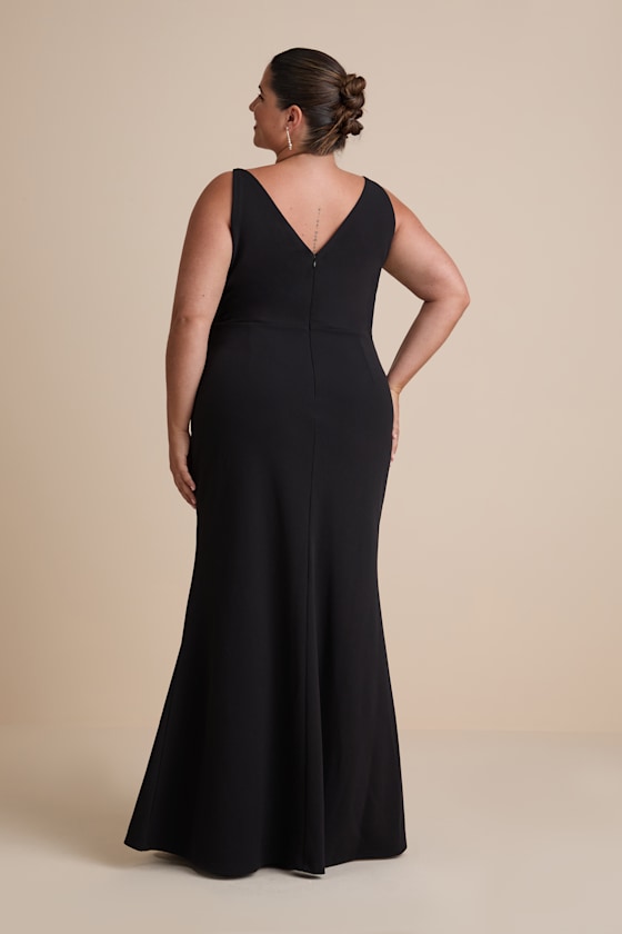 Melora Black Sleeveless Maxi Dress