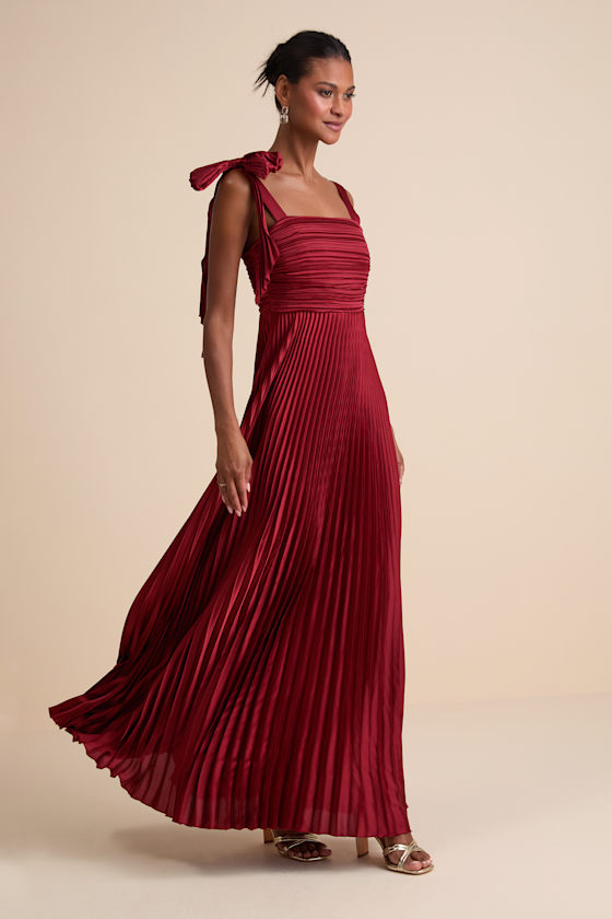 Gorgeous Purpose Red Satin Pleated Sleeveless Bow Maxi Dress
