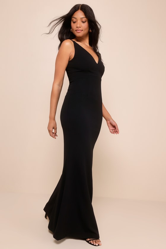 Melora Black Sleeveless Maxi Dress