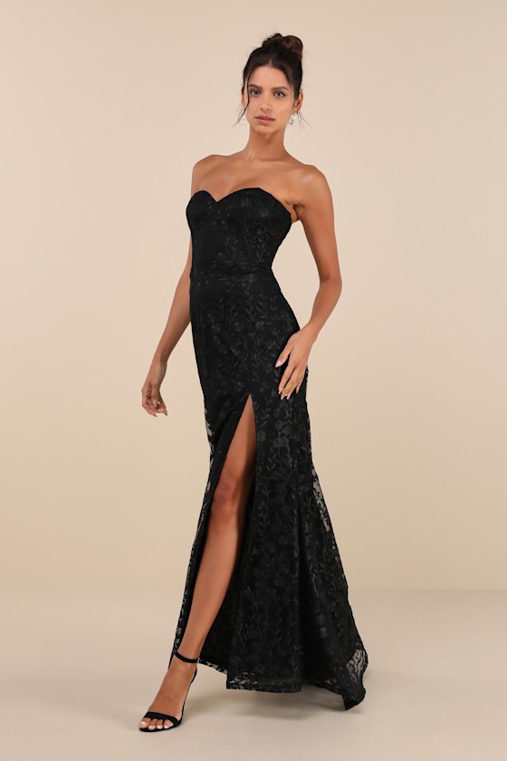 Romantic Beauty Black Floral Embroidered Strapless Maxi Dress