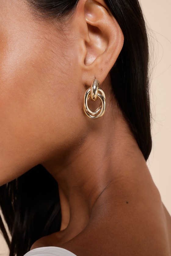 Luxe Desire Gold Interlocking Hoop Earrings