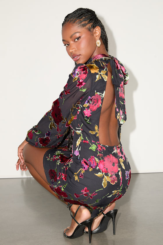 Retina Black Floral Burnout Velvet Backless Mini Dress