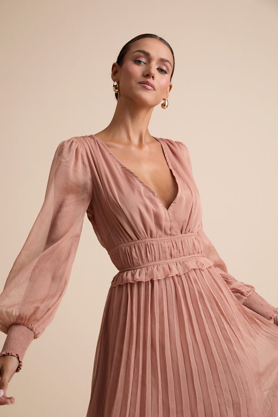 Cambree Mauve Pink Pleated Blouson Sleeve Lace Midi Dress