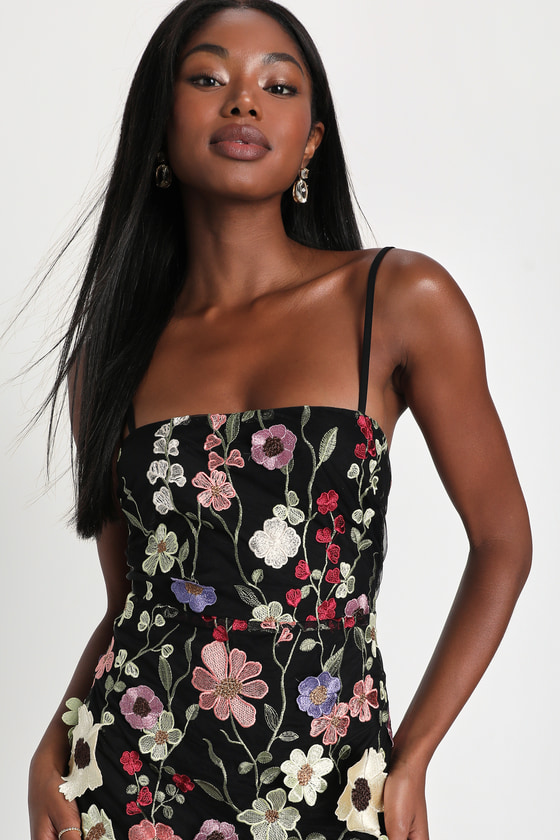 Thriving Energy Black 3D Floral Embroidered Lace-Up Midi Dress