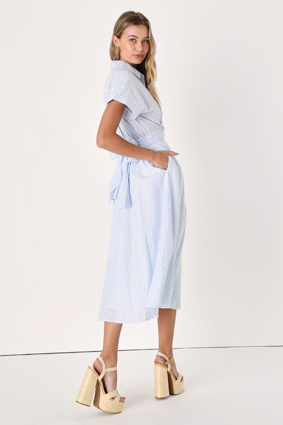 Adorable Impression White and Blue Midi Dress With Pockets