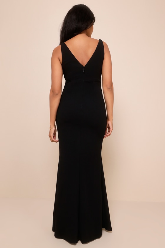 Melora Black Sleeveless Maxi Dress