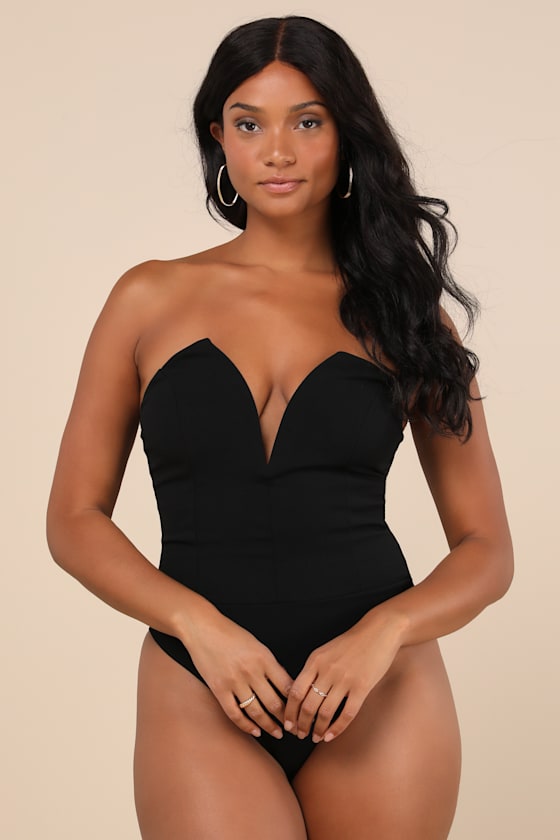 Babe Alert Black Notched Strapless Bodysuit
