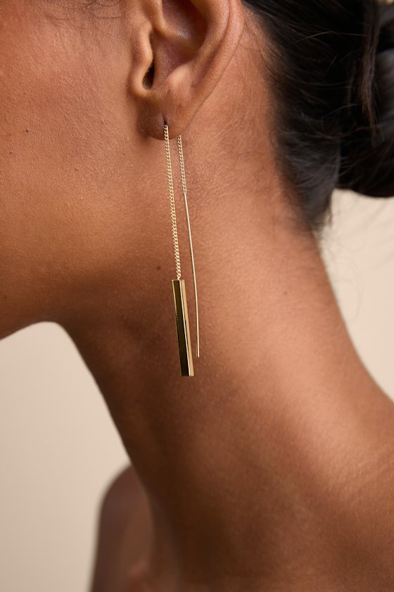 Keep it Chic Gold Threader Earrings