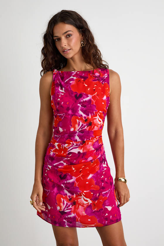 Roanes Magenta Floral Boat Neck Pleated Mini Dress