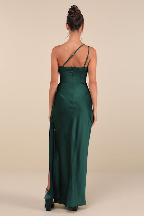 Signature Elegance Emerald Satin One-Shoulder Maxi Dress