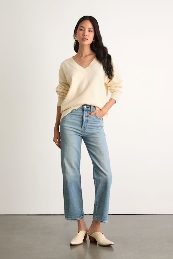 Quinee Cream V-Neckline Oversized Sweater