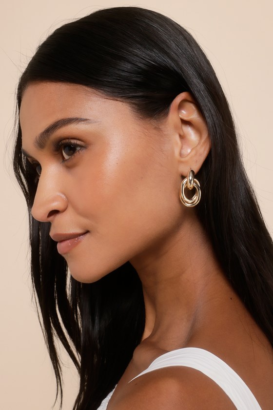 Luxe Desire Gold Interlocking Hoop Earrings
