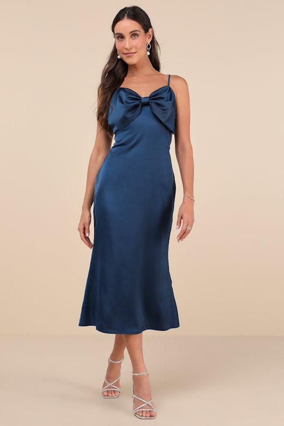 Extravagantly Sleek Navy Blue Satin Sleeveless Bow Midi Dress