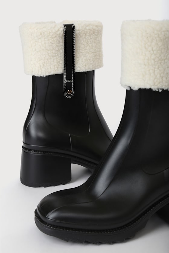 Chayy Black Faux Fur Mid-Calf Boots