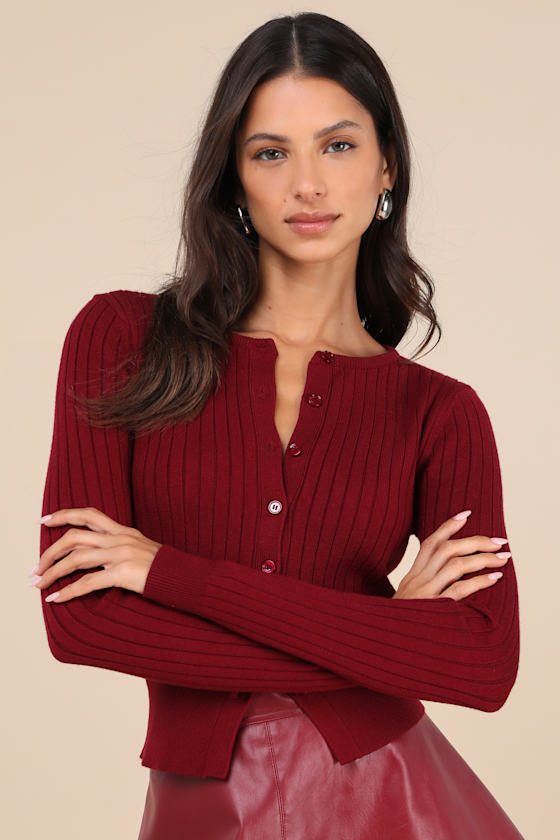 Perfect Classic Burgundy Ribbed Knit Cardigan Sweater