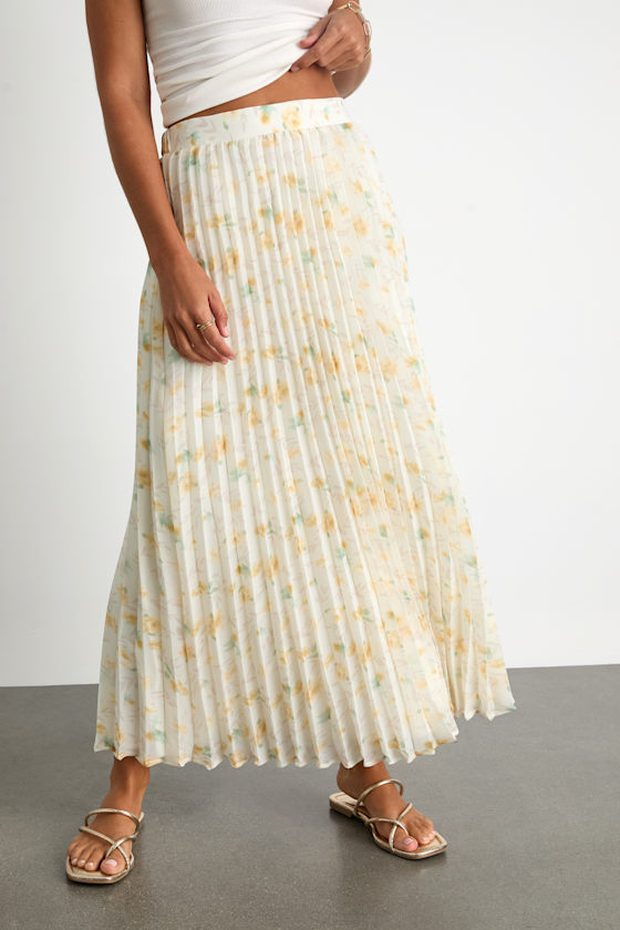 Olyana Ivory and Yellow Floral Pleated Midi Skirt