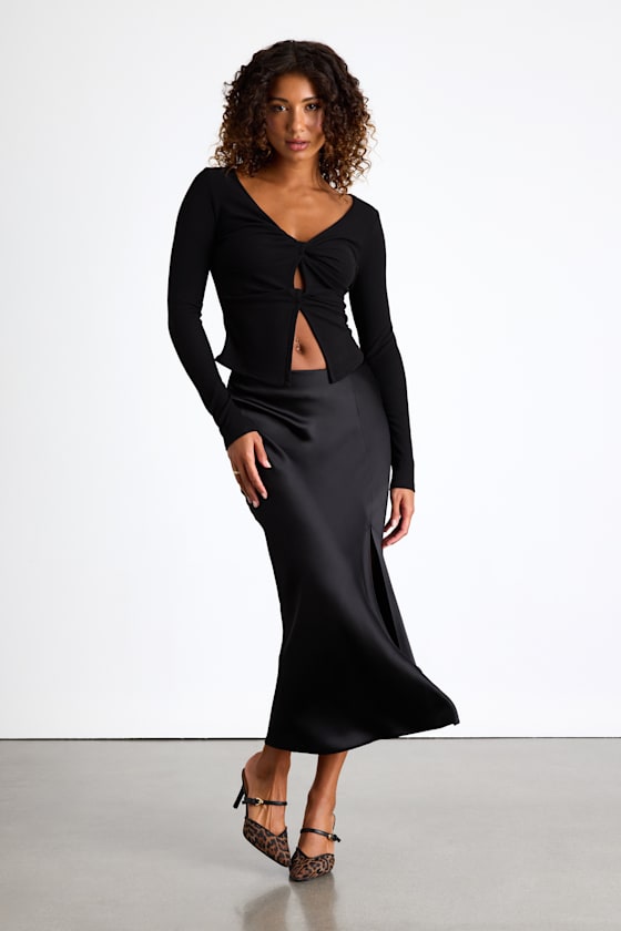 Lumirah Black Ribbed Knot-Front Cutout Long Sleeve Top