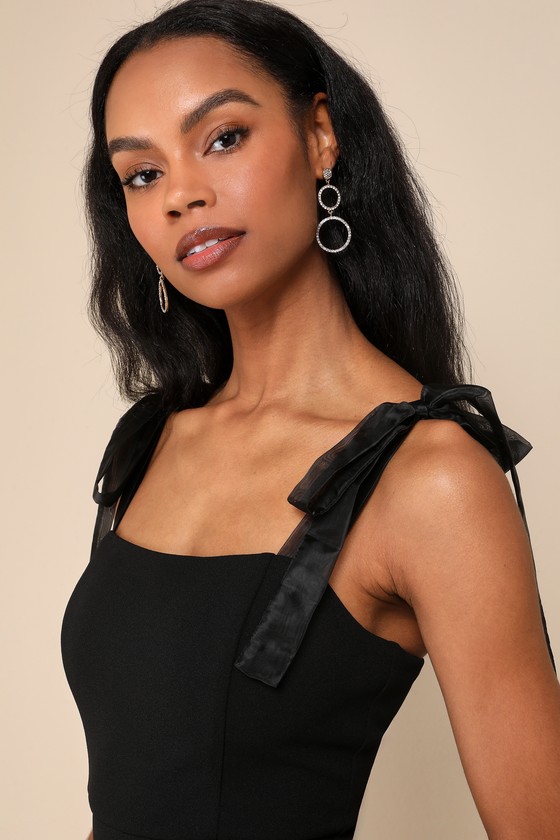 Romantic Celebration Black Tie-Strap Bodycon Midi Dress