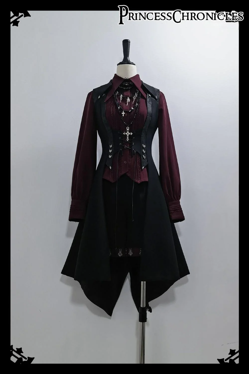 Princess Chronicles - Red and Black 4.0 - Ouji Lolita Long Vest & Red Blouse