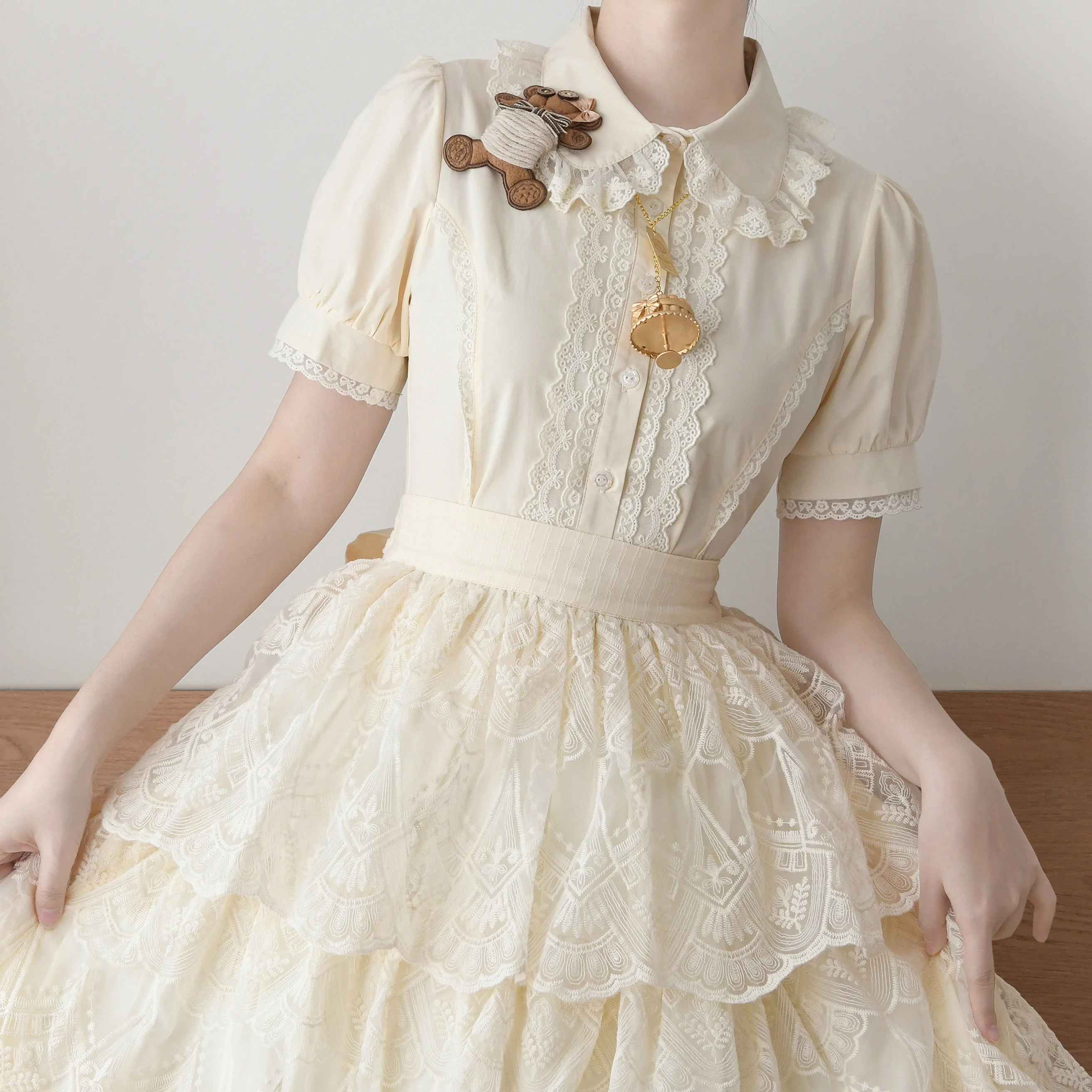 MIST - Lily - Cotton Retro Lolita Blouse with Lace Ruffles and Short Sleeve