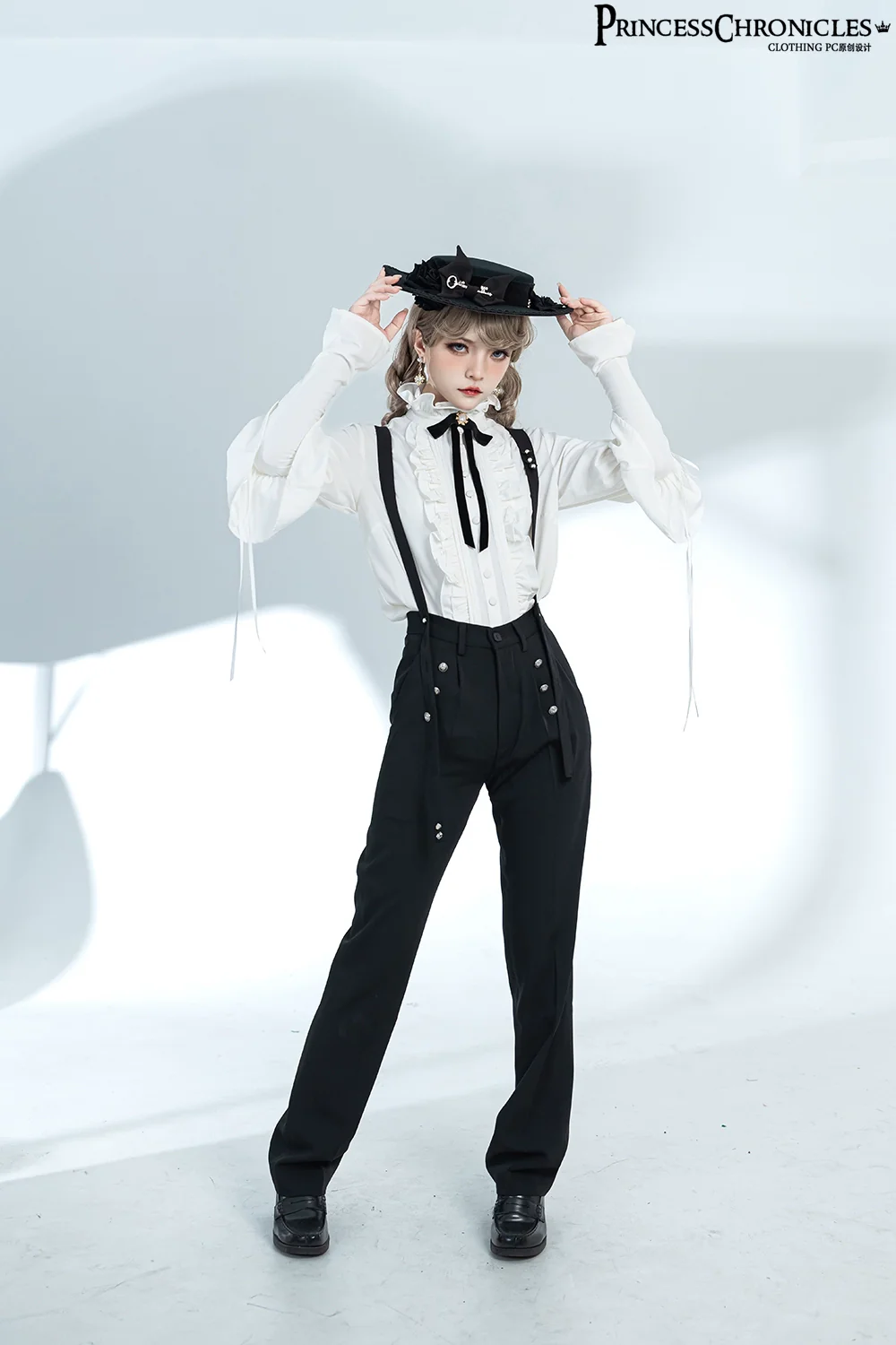 Princess Chronicles - Xuan Yin - Vintage Ouji Lolita White Shirt & Black Pants