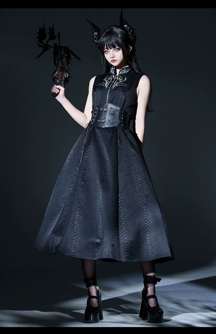 Morning mist and warbler - Dragon Scale - Gothic Lolita Jumper Dress Goth Coat