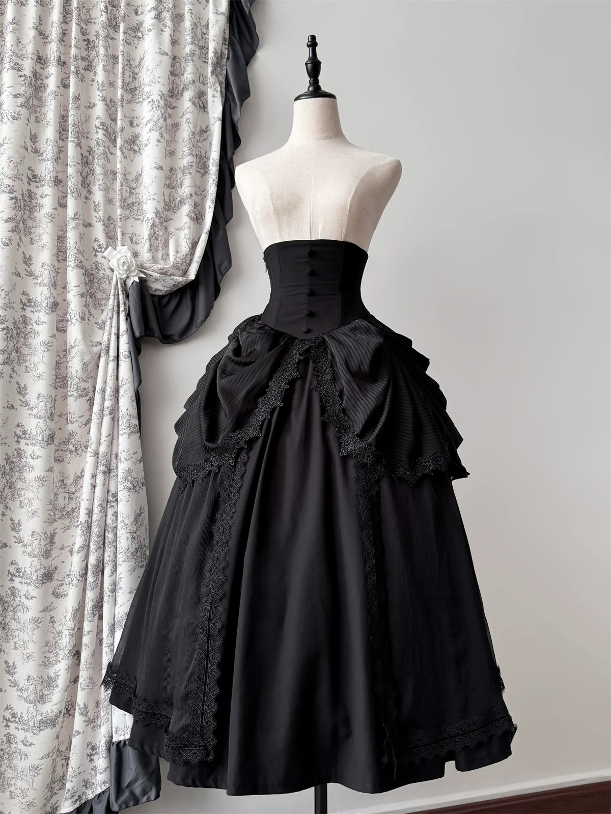 Muppet Mind Ben - Dreaming - Gothic Lolita Skirt Fishbone Long Skirt Ruffled Hem