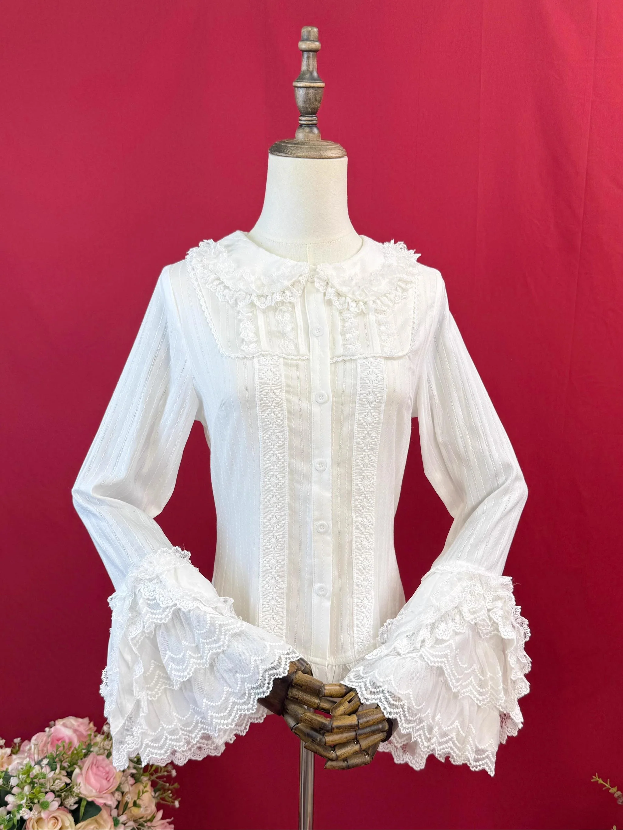 DMFS Lolita - Spiral Candy - Sweet Lolita Long Sleeve Cotton Shirt, Lace Accents