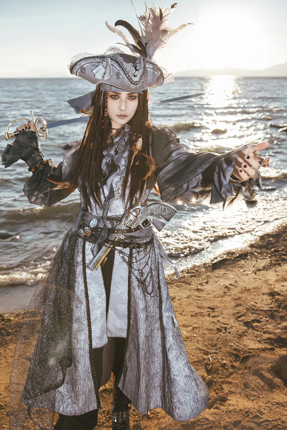 Immortal Thorn - Eternal Treasure Voyage - Sleeveless Ouji Lolita Vest Coat with Rose Embroidery