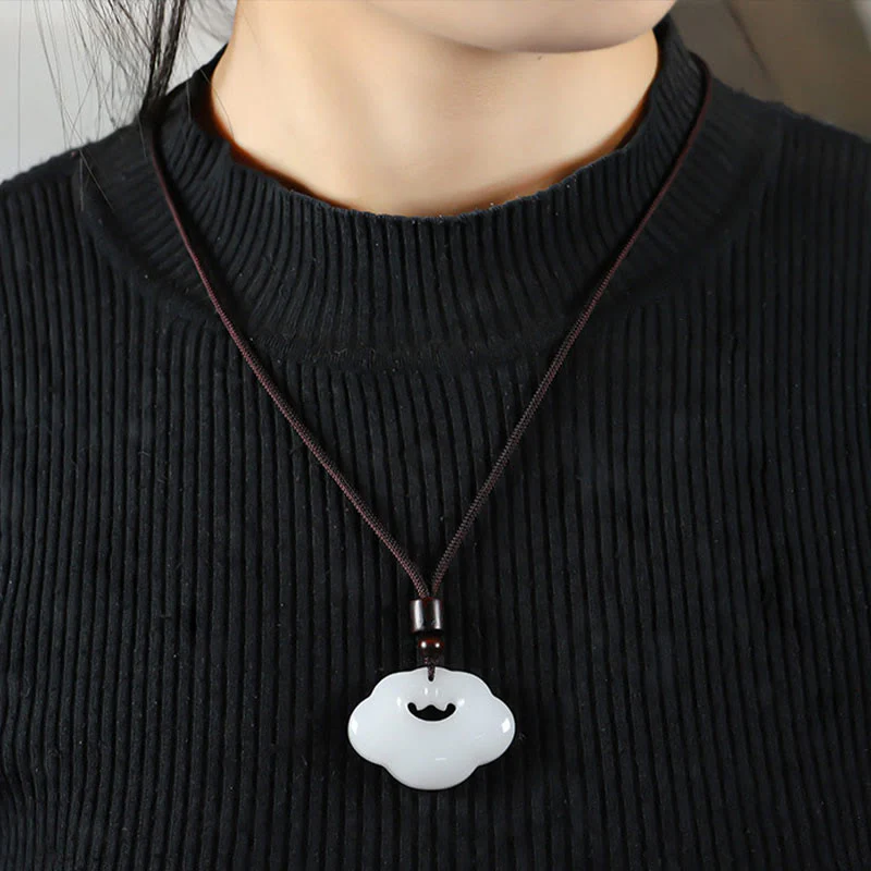 Renbeads Tianshan Jade Golden Silk Jade Chinese Lock Charm Abundance Necklace Pendant