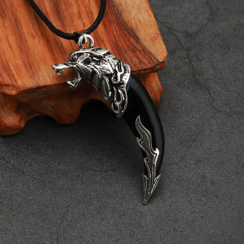 Imitation Wolf Tooth Titanium Steel Balance Necklace Pendant