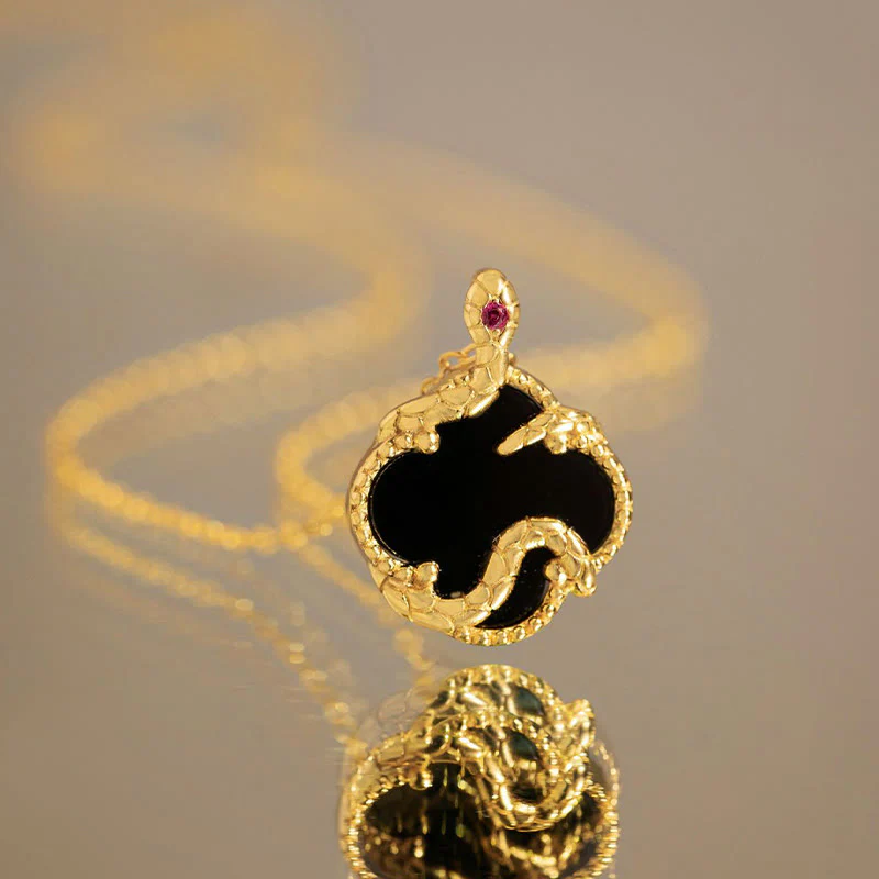 925 Sterling Silver Four Red Agate Black Onyx Leaf Clover Zodiac Blessing Necklace Pendant