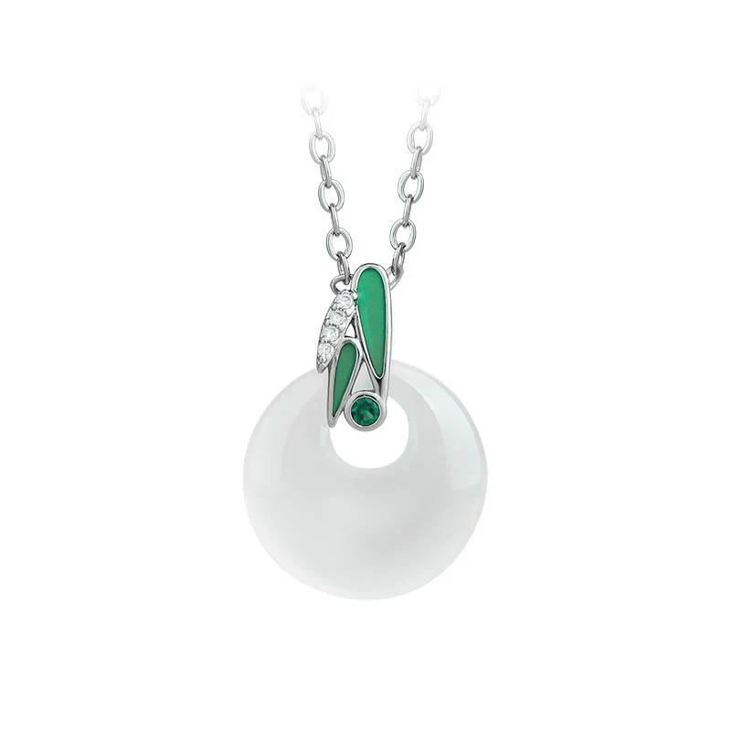 Renbeads Natural Chalcedony Bamboo Leaf Peace Buckle Wealth Necklace Pendant