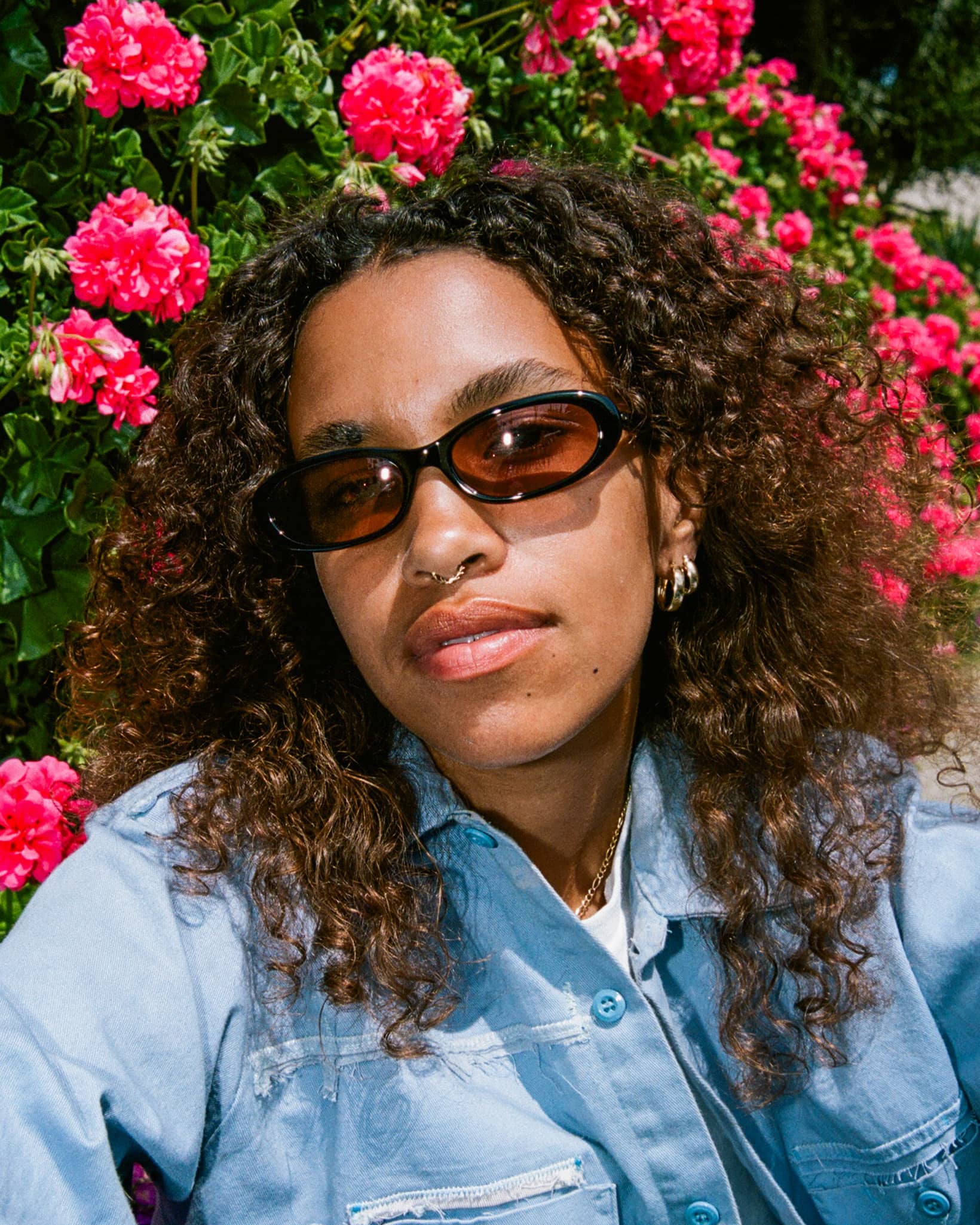 The Luv Buzz - Black Bio