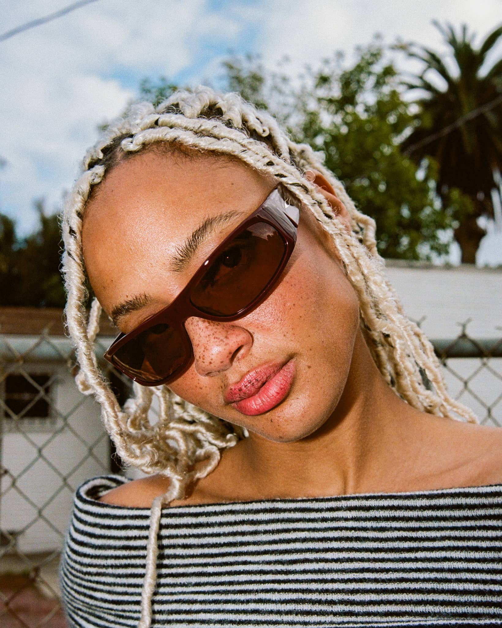 The Speed Charm - Mahogany Bio