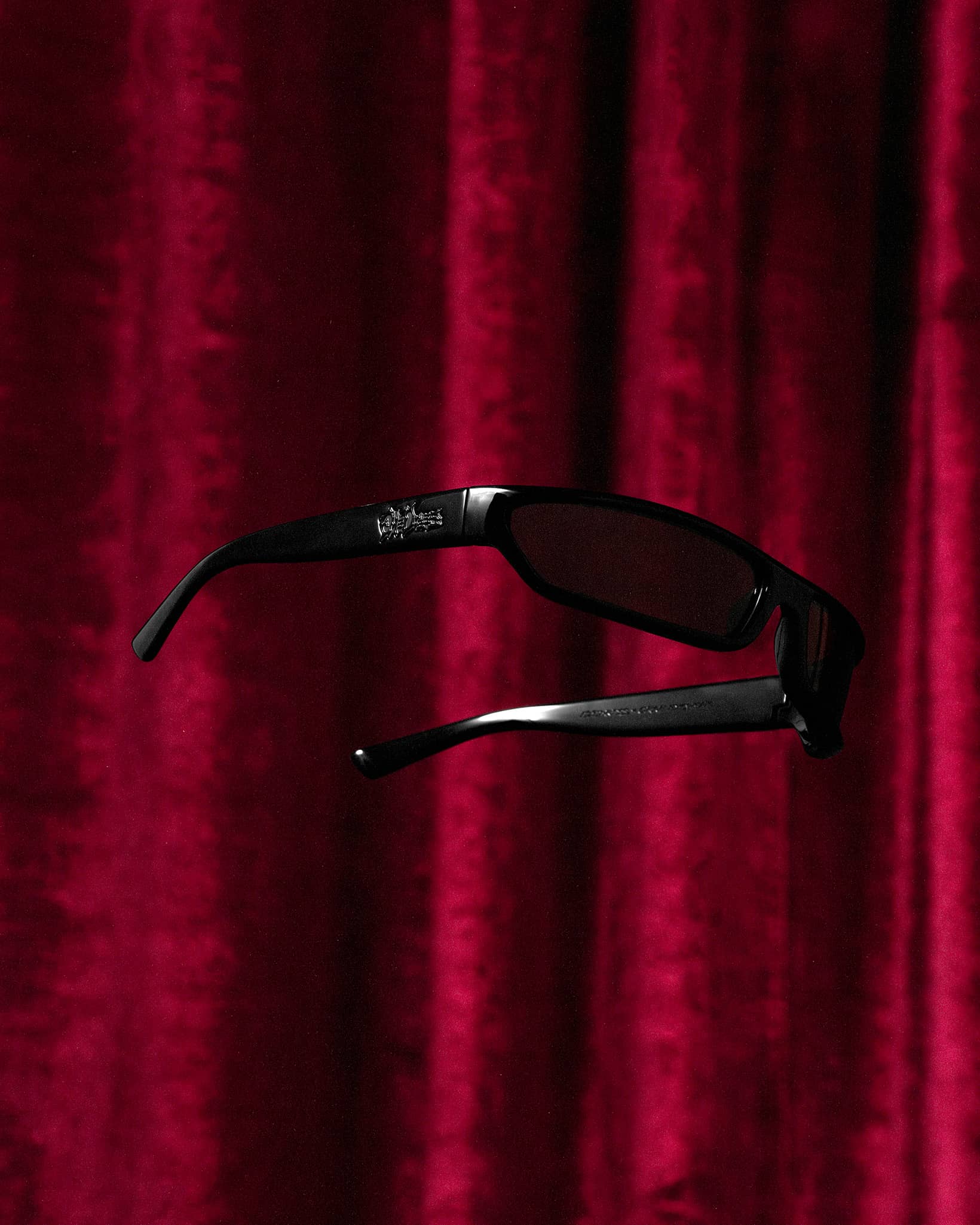 The Eyedress Wraparound - Black