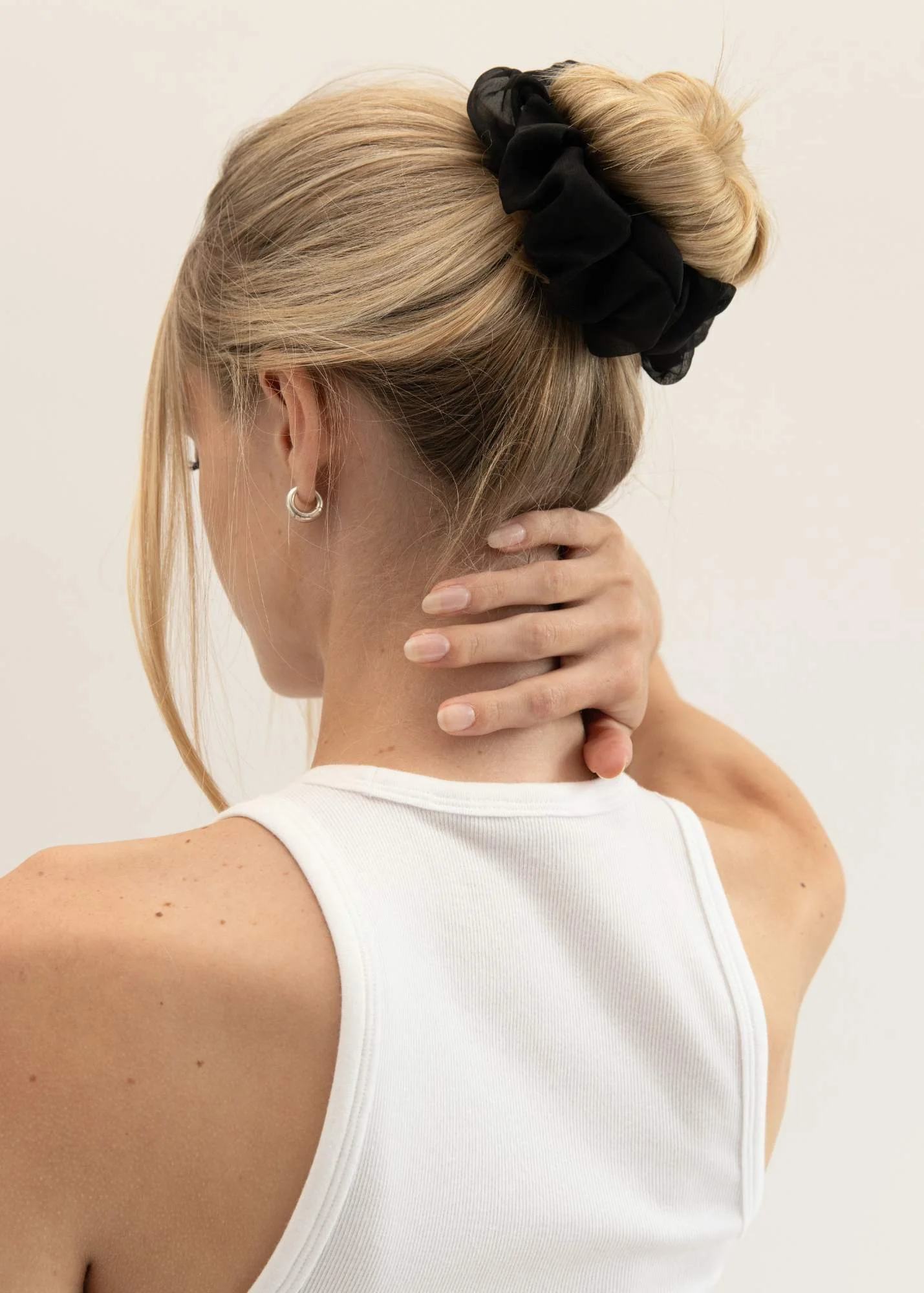 Statement Scrunchie in Black