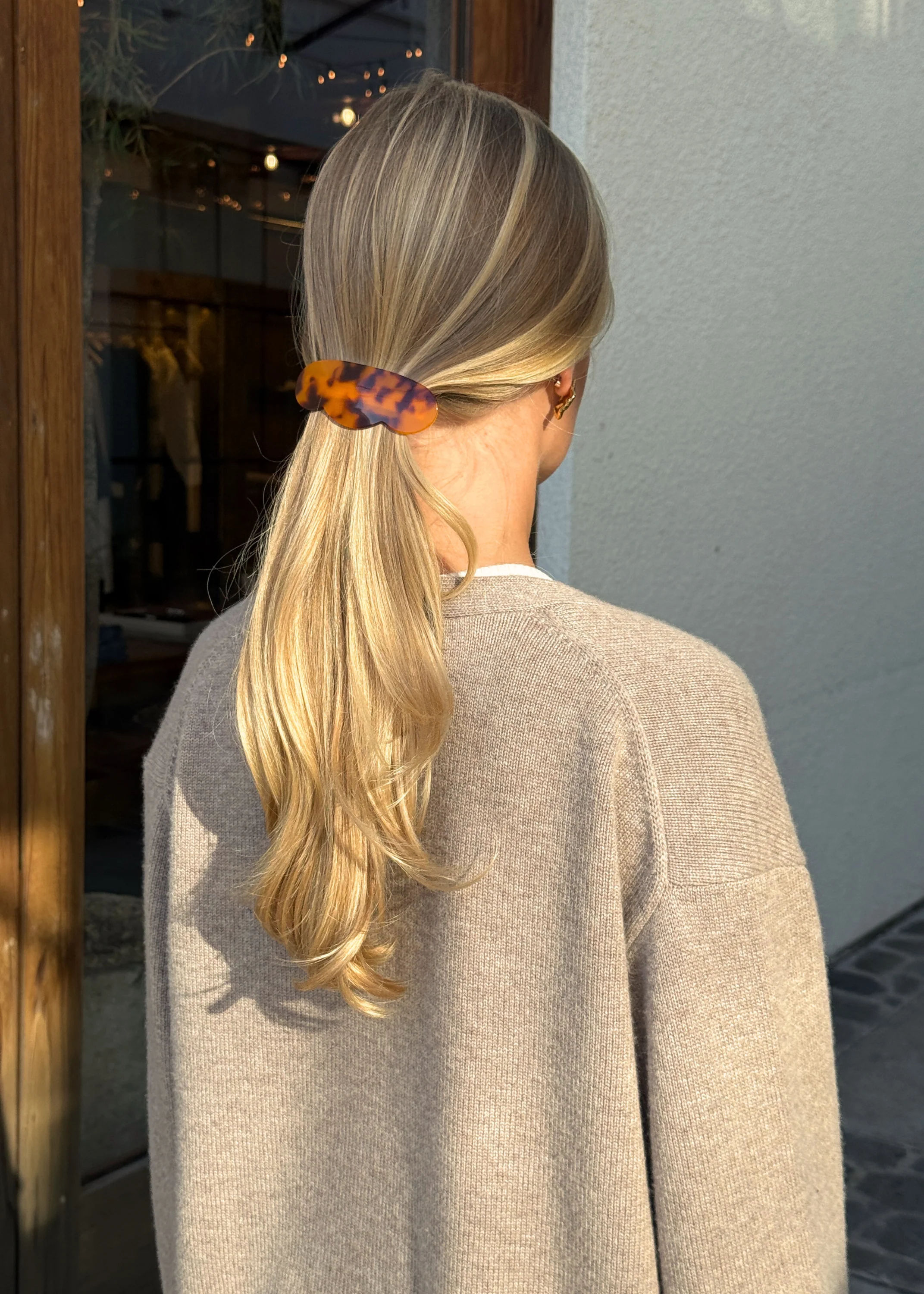 Scallop Barrette in Tortoise