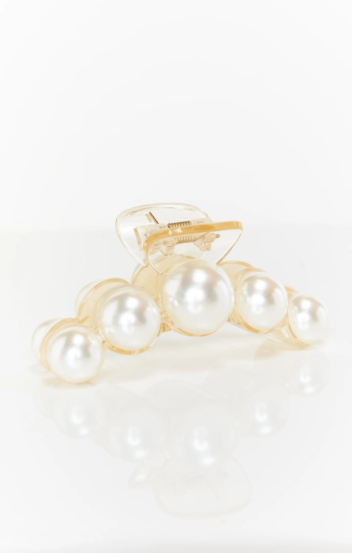 Pearl Hair Clip ~ White