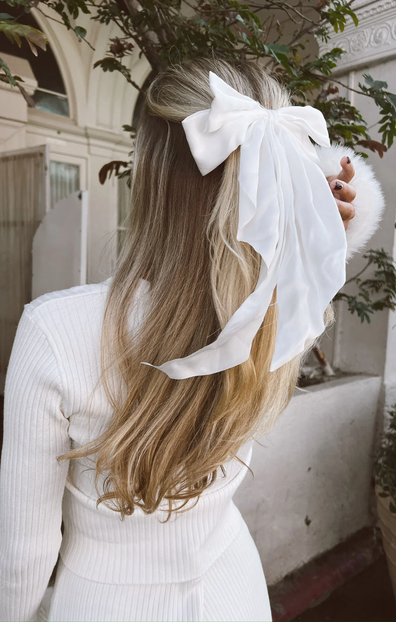 Special Hair Accessory ~ White