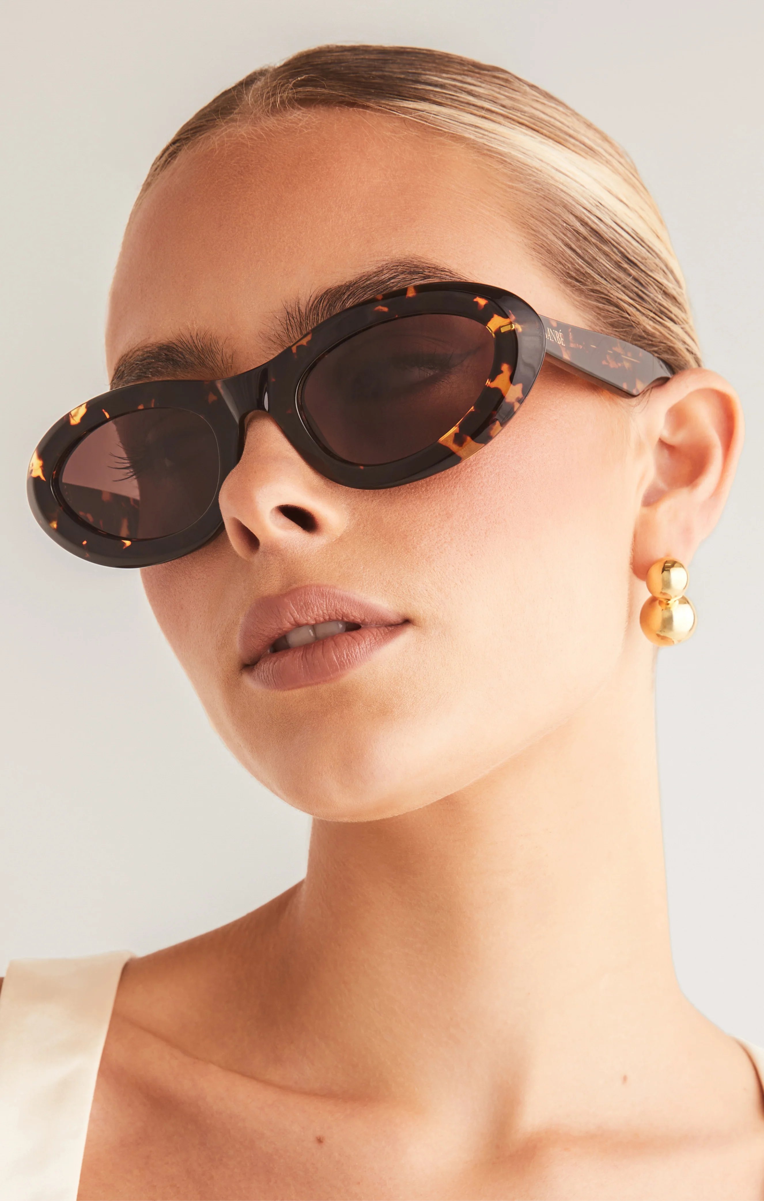 Banbè Eyewear The Jasmine Sunglasses ~ Tort