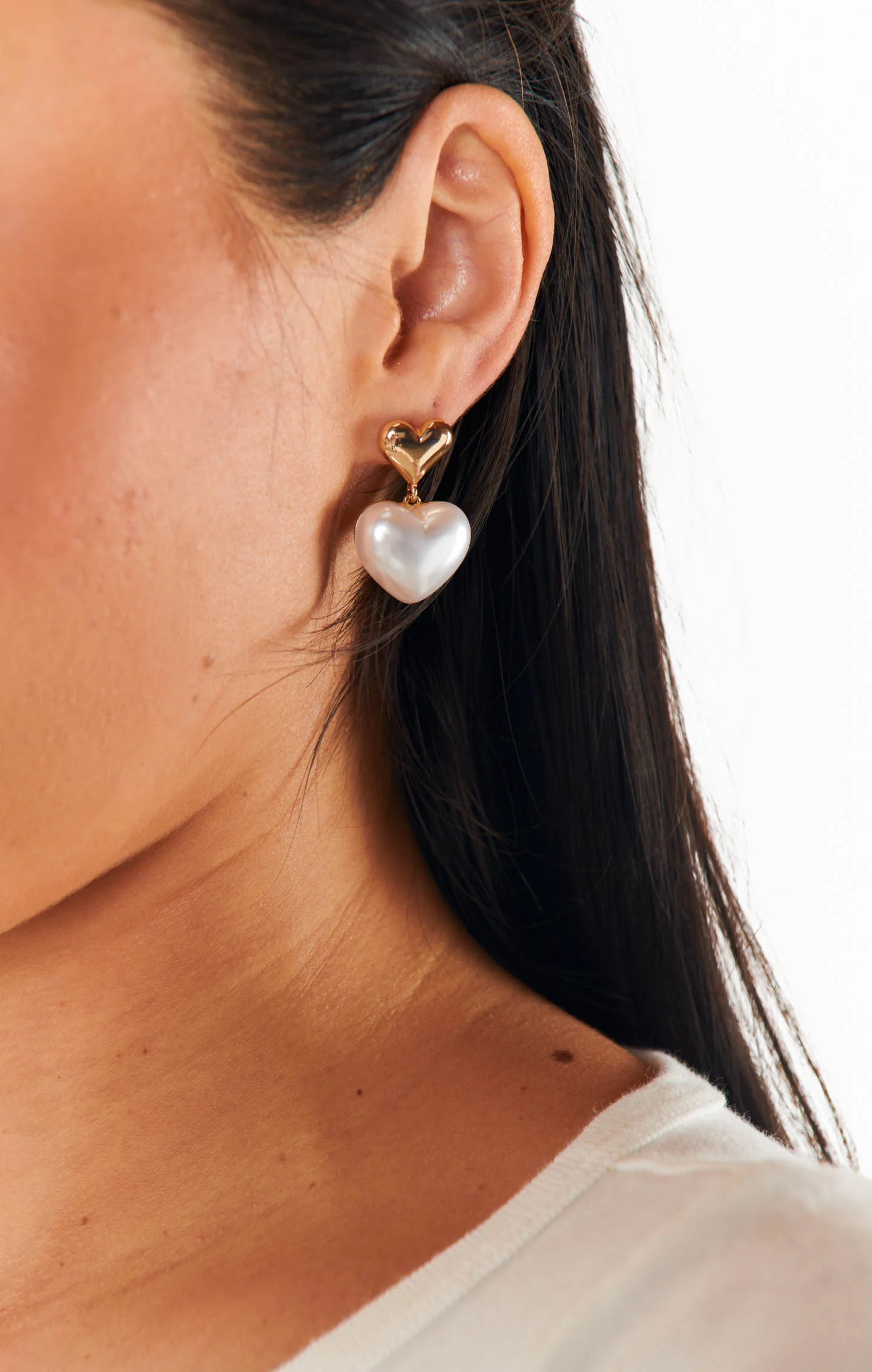 Pearly Hearts Drop Earring ~ Gold/Pearl
