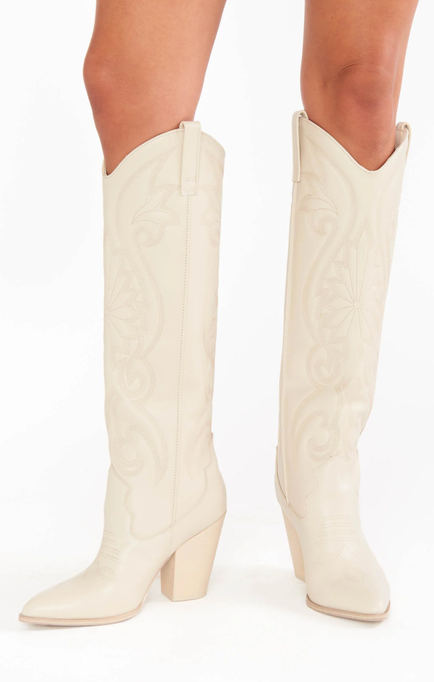 Steve Madden Lasso Western Boot ~ Bone