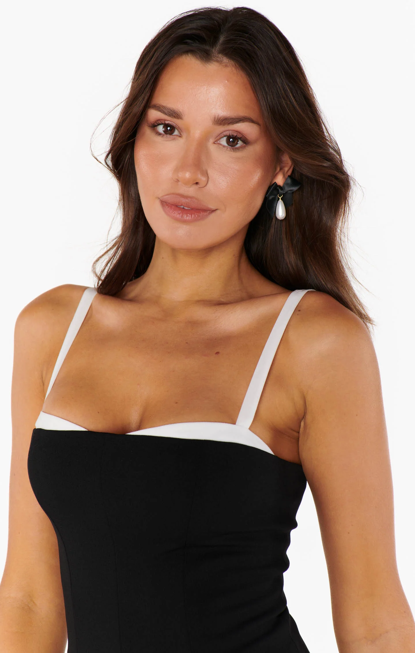 Petit Moments Bow Drop Pearl Earrings ~ Black