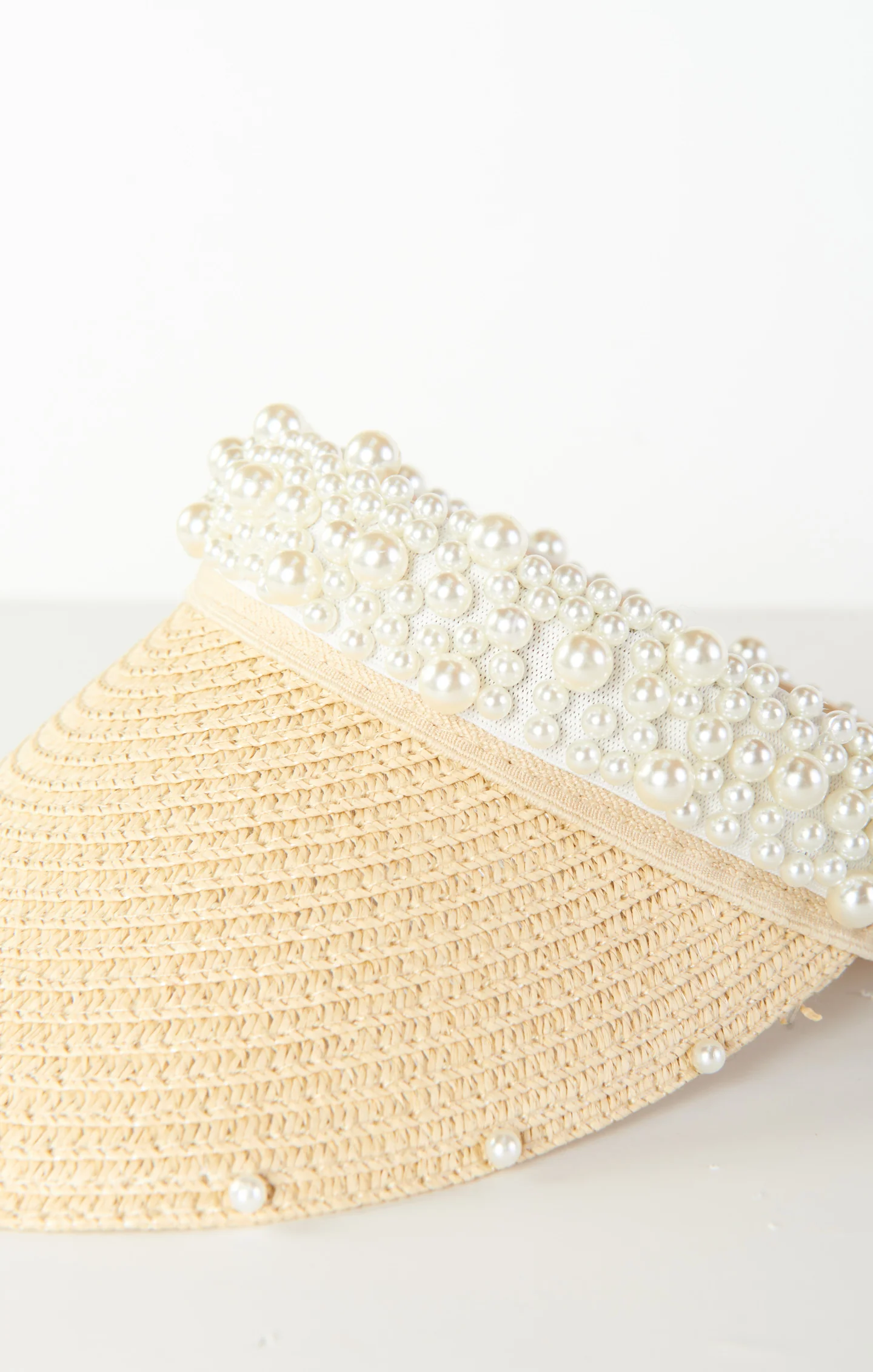 Revolution Pearl Visor ~ White/Natural